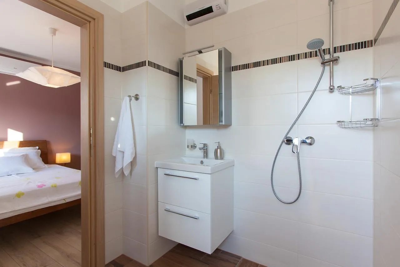 Villa Grey Soul Μεντουλίν